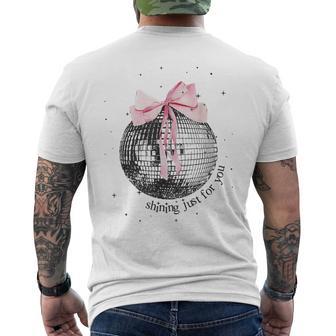 Shining Just For You Ribbon Disco Ball T-Shirt mit Rückendruck - Geschenkecke