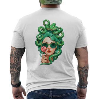 Sunglasses Green Snake Hair Hairstyle Medusa T-Shirt mit Rückendruck - Geschenkecke