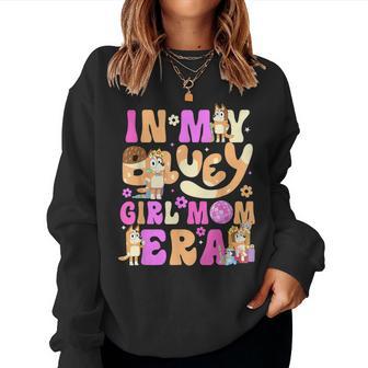 In My Blue Dog Girl Mom Era Front Sweatshirt Frauen - Geschenkecke