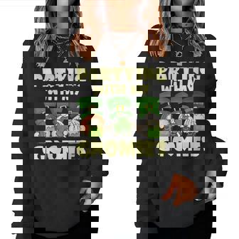 Celebración Del Día De San Patricio De Fiesta Con Mis Gnomos Cuello Sudadera Mujer - Regaloses