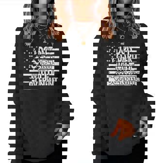 Je Ne Suis Pas En Accord Avec Le Gouvernement Sweat-shirt pour femme - Cadeauxyz
