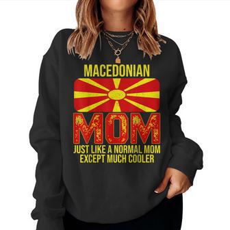 Vintage Macedonian Mom North Macedonia Flag For Mother's Day Women Sweatshirt - Thegiftio UK