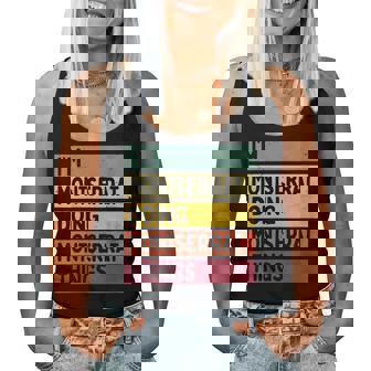 Soy Montserrat Haciendo Cosas De Montserrat Nombre Personalizado Divertido Cuello Camiseta sin mangas para mujer - Regaloses