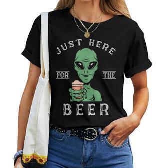 Alien And Beer Party Costume T-shirt Frauen - Geschenkecke