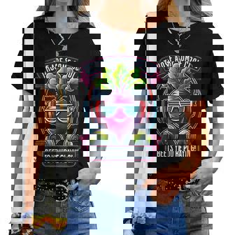 Ce Sont Des Betteraves Fraîches Queous Jouez Dj À Base De Plantes T-shirt femme - Cadeauxyz