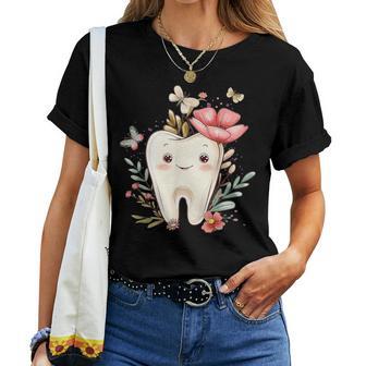 Cute Tooth With Flower I Children's Tooth T-shirt Frauen - Geschenkecke