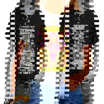 Dans Un Monde Plein De Princesses Soyez Une Fille Hippie Fleuriste Rétro T-shirt femme - Cadeauxyz