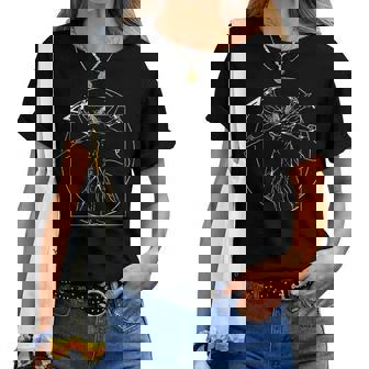 Davinciitruvian Man Bricoleur Avec Outils T-shirt femme - Cadeauxyz