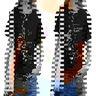 Foxglove Daisy Tulip Floral Subtle Floral Flowers Women T-shirt | Seseable CA