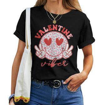 Groovy Valentine Vibes Valentines Day For Girl Women Women T-shirt - Thegiftio UK
