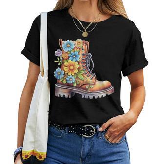 Hiking Boots Shoe Floral Flower Power Hiker Women's T-shirt Frauen - Geschenkecke