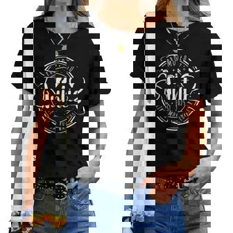 Promoted To Auntie Est 2025 Soon To Be Aunt Women T-shirt | Seseable UK