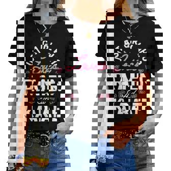 Solo Una Chica Que Ama El Ramen Y El Karate Es Regalos Camiseta de mujer - Regaloses