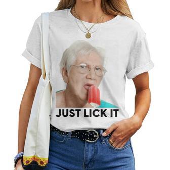 Grandma Just Lick It Grandma Licks Ice Meme Ice Lovers Summer T-shirt Frauen - Geschenkecke