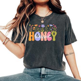 Blessed Honey Grandma Groovy Honey Grandmother Women's Oversized Comfort T-Shirt - Thegiftio UK