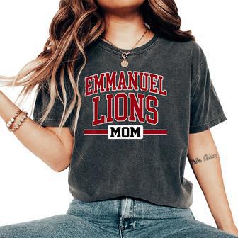 Emmanuel College Lions Mom Mother's Day Family Vintage Women's Oversized Comfort T-Shirt - Thegiftio UK