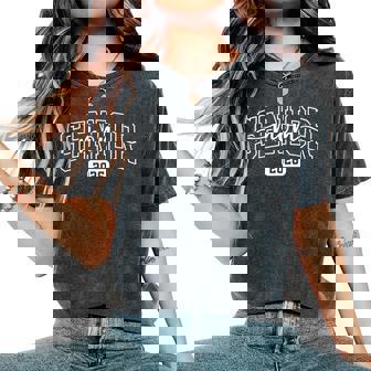 Senior Mom 2026 Proud Mom Of A Class Of 2026 Graduate Mother Women's Oversized Comfort T-Shirt | Seseable UK