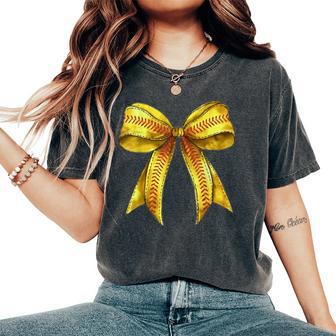 Softball Coquette Bow Softball Mom Softball Mama Women's Oversized Comfort T-Shirt - Thegiftio UK