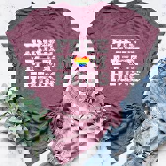 Classic Free Mom Hugs Free Mom Hugs Rainbow Gay Pride Women's Heather T-Shirt - Monsterry