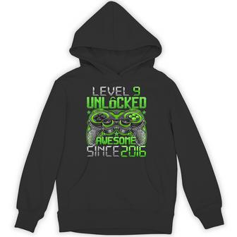 Level 9 Unlocked 9 Year Old For Boys 9Th Birthday Boy Hoodie | Seseable UK