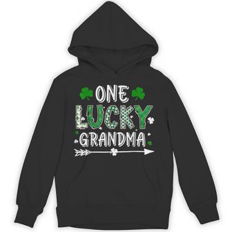 One Lucky Grandma St Patricks Day Shamrock Lucky Clover Unisex Hoodie - Monsterry