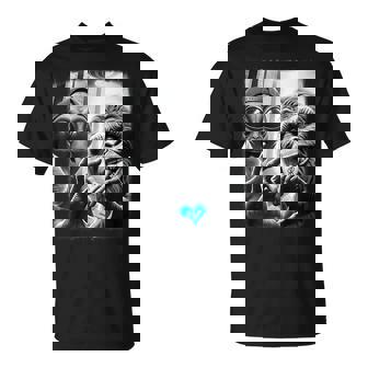 Bigfoot Sasquatch Alien Lovefest Love Hand Sign 0Ltd4v T-Shirt - Thegiftio