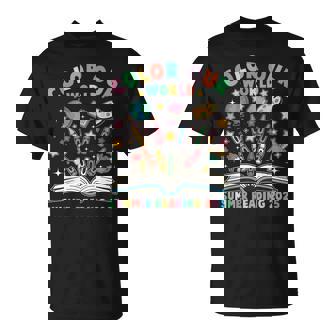 Color Our World Summer Reading 2025 Librarian T-Shirt | Mazezy