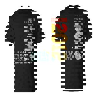 Febrero 2012 Retro 2012 Año 2012Intage 2012 Desde 2012 Camiseta unisex - Regaloses