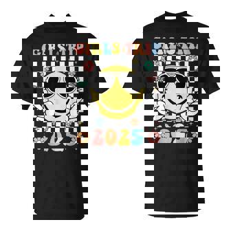 Girls Trip 2025 Smile Weekend 2025 Face For Women Girls T-Shirt - Monsterry