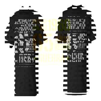 Hecho En 1960 Dando Guerra 65 Años 65 Cumpleaños Regalo Camiseta unisex - Regaloses