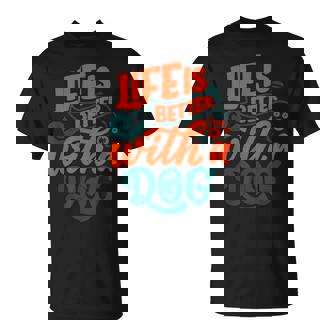 Laida Es Mejor Con Un Perro De Perros Disfruta De Los Perros Citas Camiseta unisex - Regaloses