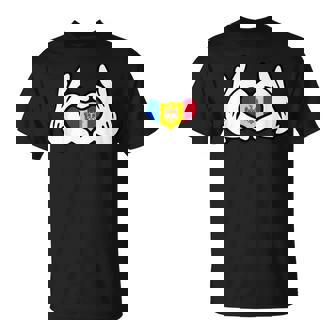 Manos De Dibujos Animados Formando Corazón Bandera Moldavia Camiseta unisex - Regaloses