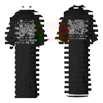 Peace Love Mardi Gras Mask Beads For Carnival Parade T-Shirt - Seseable