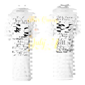 Cette Reine Est Née Le 4 Juillet Living My Blessed Life Queen T-Shirt - Cadeauxyz