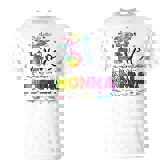 I Love Being Called Nonna Daisy Flower Cute Mother's Day T-Shirt - Thegiftio