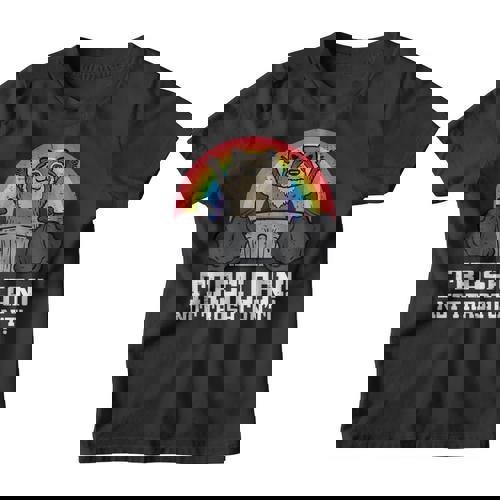 Raccoon Street Cat Graphic T-Shirt for All Ages - Raccsy