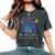 Autism In April We Wear Blue Autism Rainbow Awareness Month Camiseta extragrande cómoda para mujer Pepper