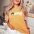 Pit Crew Mama Race Birthday Matching Family Racing Mama Camiseta extragrande cómoda para mujer Mustard