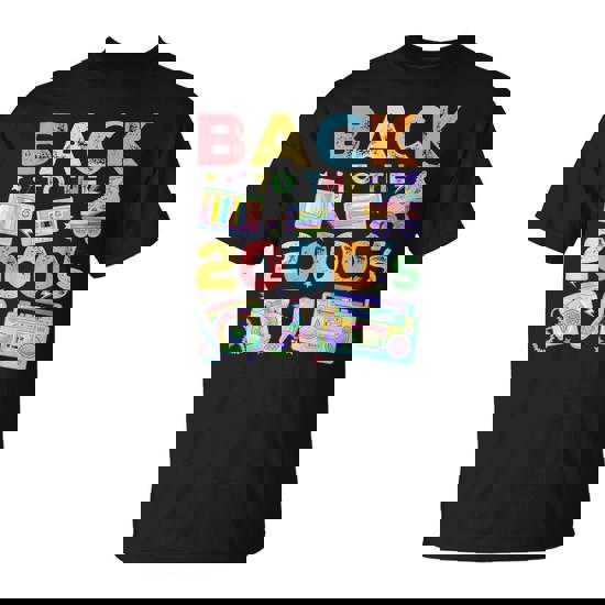 Femme Retour Aux Années 2000 Vintage Deux Mille Rétro Années