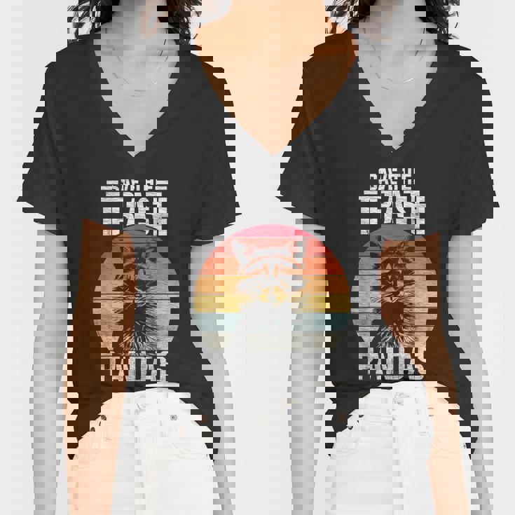 Retro Raccoon Women's V-Neck T-Shirt - Support Wildlife