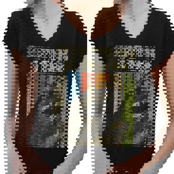 Retro Raccoon Camping Women's V-Neck T-Shirt - Fun Outdoors