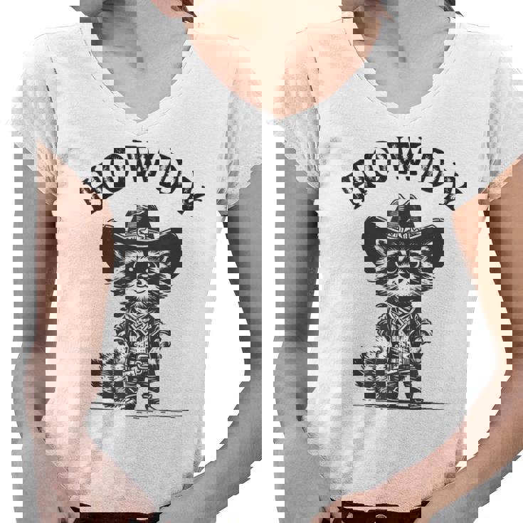 Howdy Raccoon Women's V-Neck T-Shirt - Fun Cowboy Animal Design