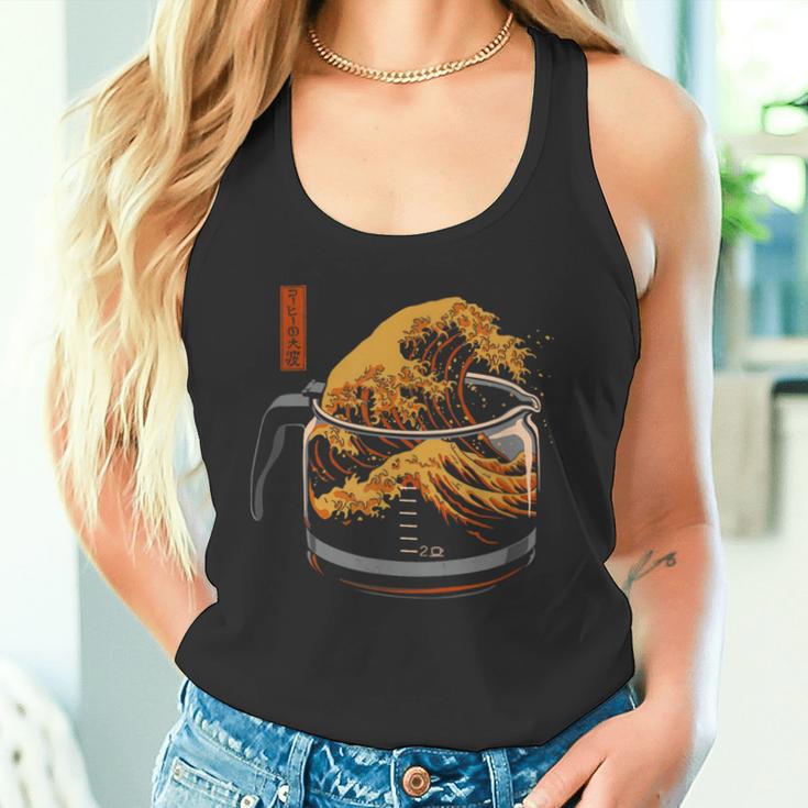 Die Große Welle Des Kaffees Tank Top