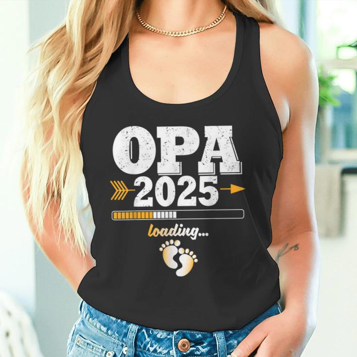 Grandpa 2025 Loading Expectant Grandpa Tank Top