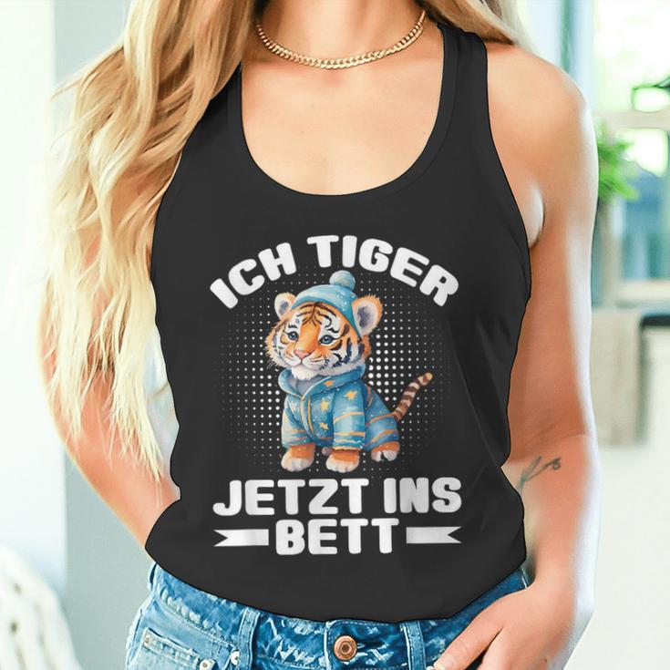 Ich Tiger Jetzt Ins Bett Schlafen Pyjamas Tired Pyjama Tank Top