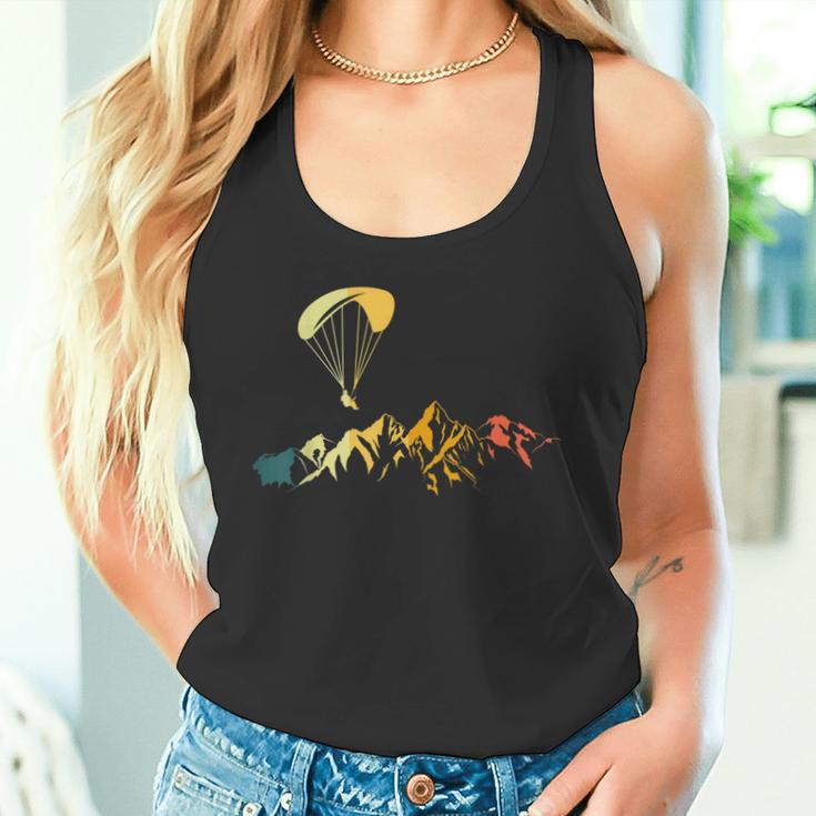 Paraglider Retro Mountain Paragliding Paraglider Tank Top