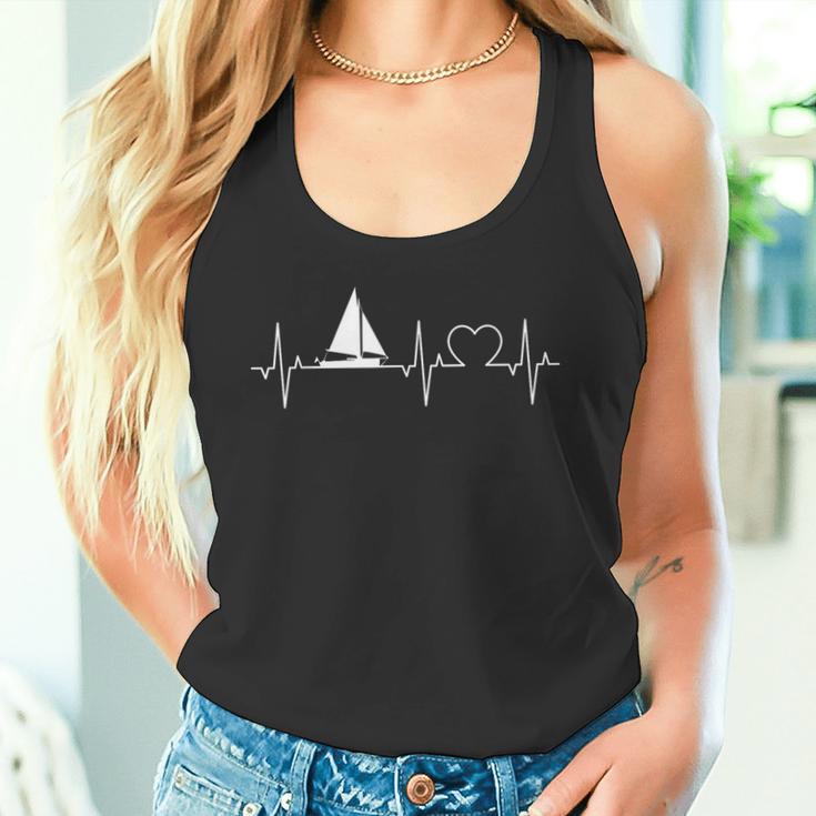 Sailing Boat Heartbeat Sailing Ecg Catamaran Skipper Sailer Tank Top