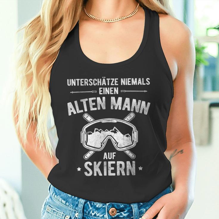 Underschätze Nie Alten Mann Auf Skiern Mountains Ski Tank Top