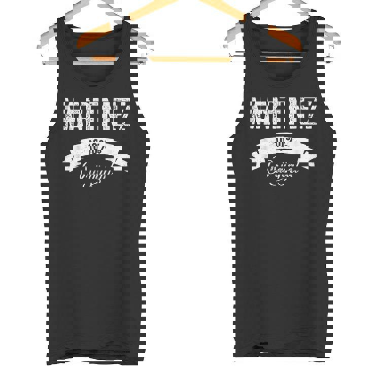 Familia Apellido Martinez Reunion Etiqueta De Apellido Camiseta sin mangas