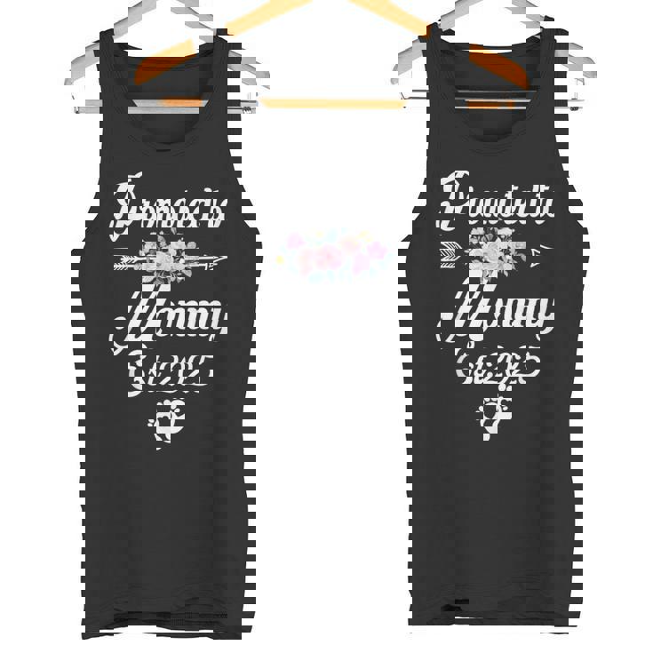 Promoted To Mommy Est 2025 Floral Mother's Day 2025 Tank Top